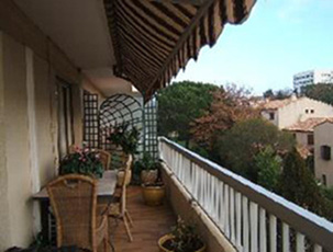 balcon, appartement Fréjus